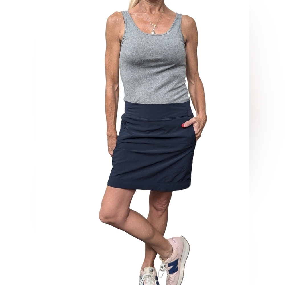 Athleta Navy Blue Skort Size 4 Built In Shorts Activewear Golf Tennis - Picture 2 of 11